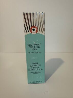 First Aid Beauty 10% Vitamin C Brightening Serum - NEW